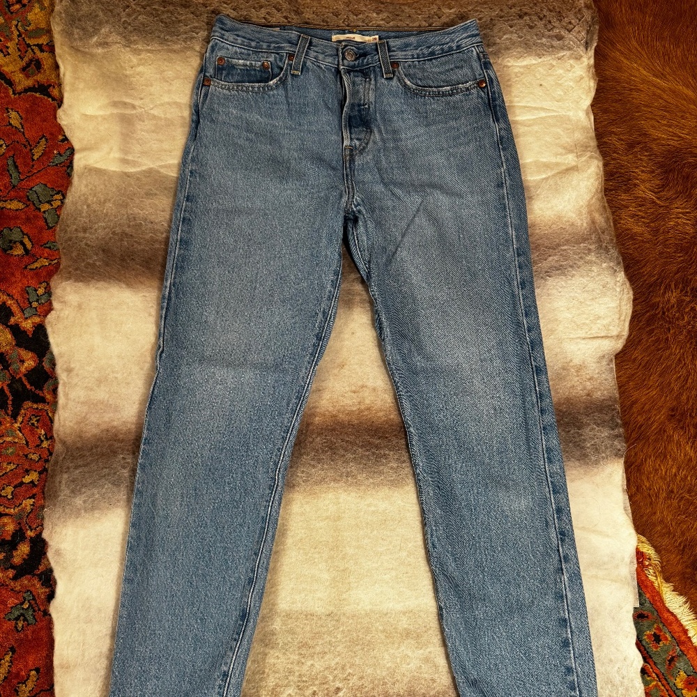Levi Wedgie Icon Jeans